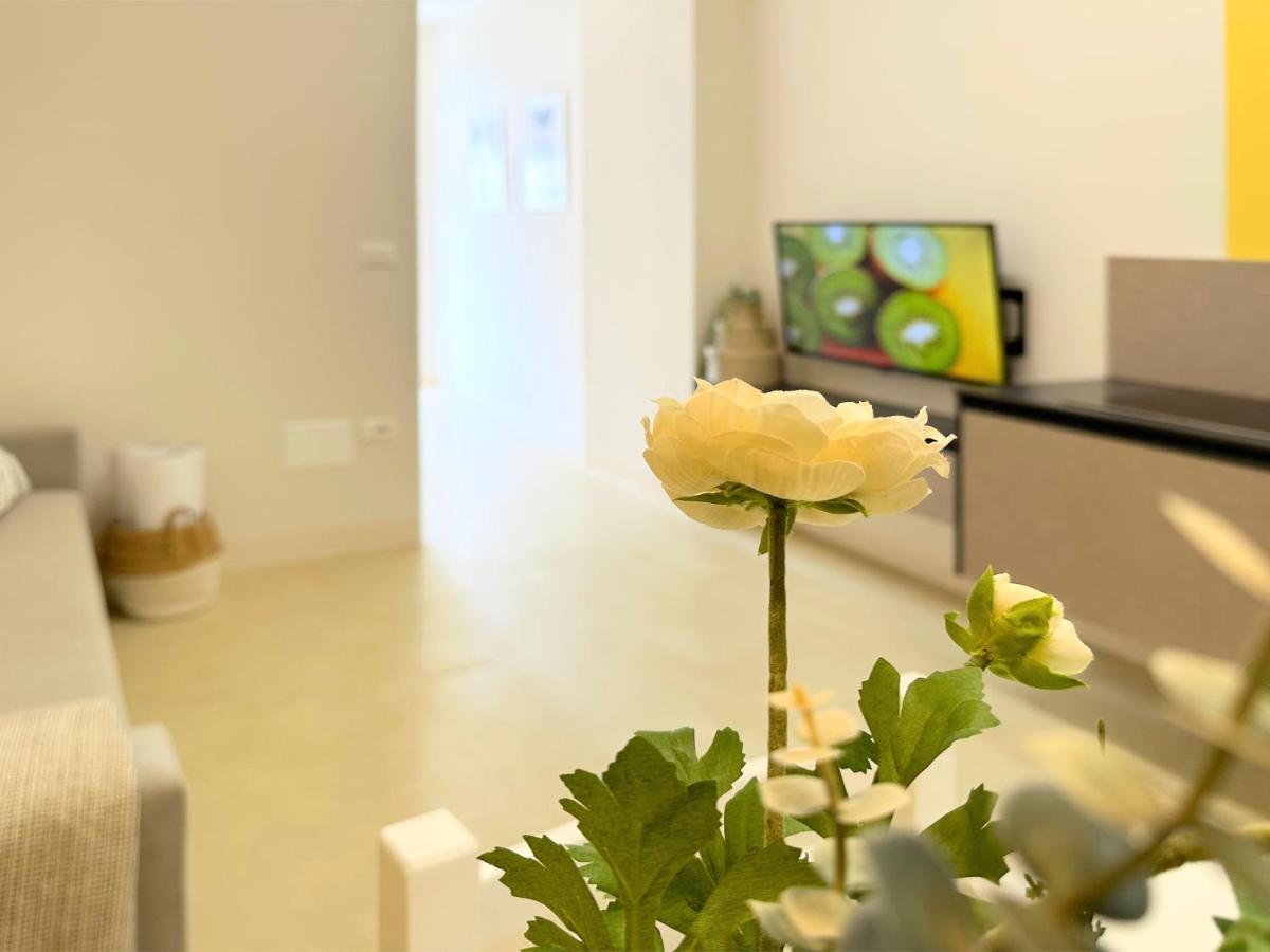 13 Eur For Monthly Stay - Home By The Sea - Hbs Golem  Buitenkant foto